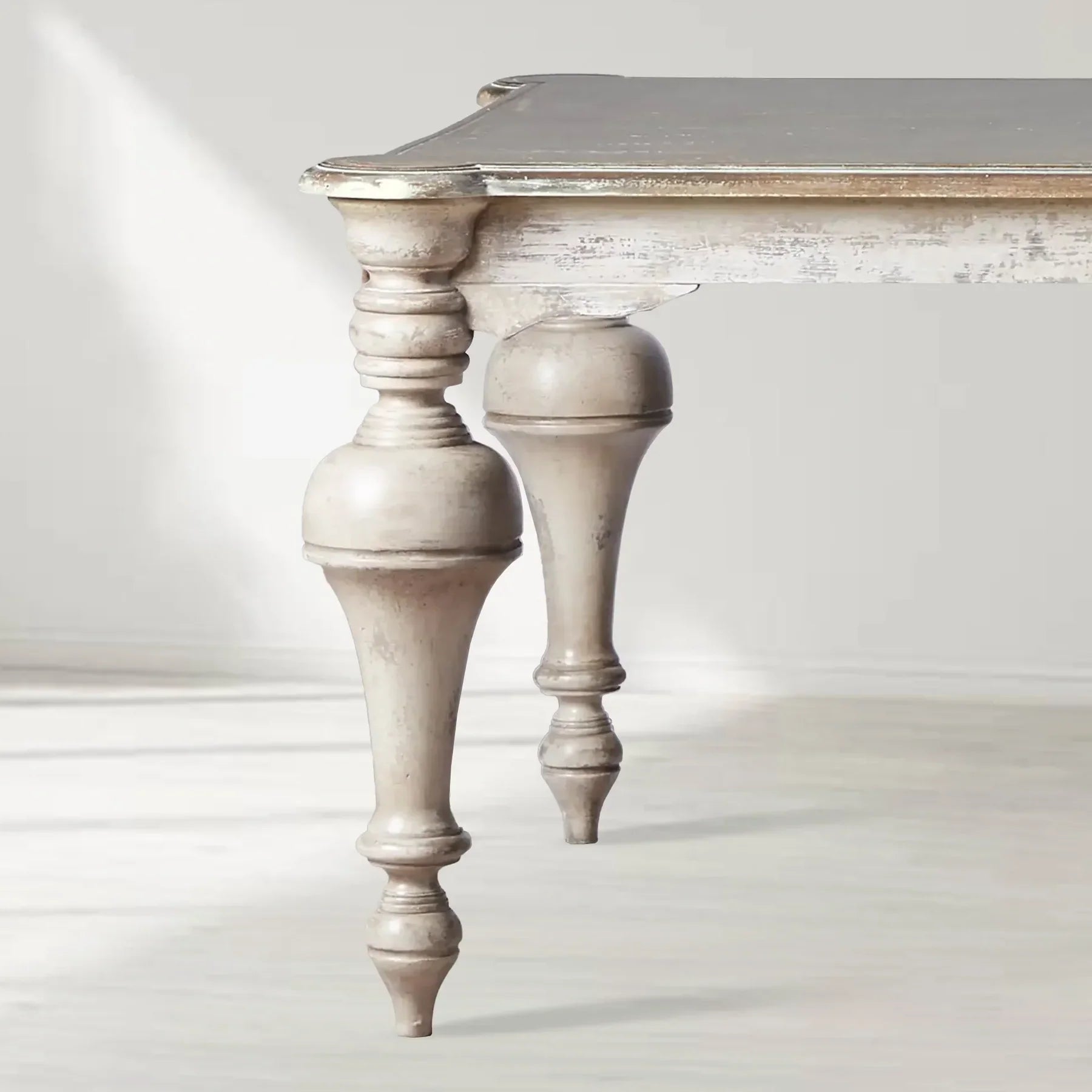Alessia Bell'Arte Dining Table
