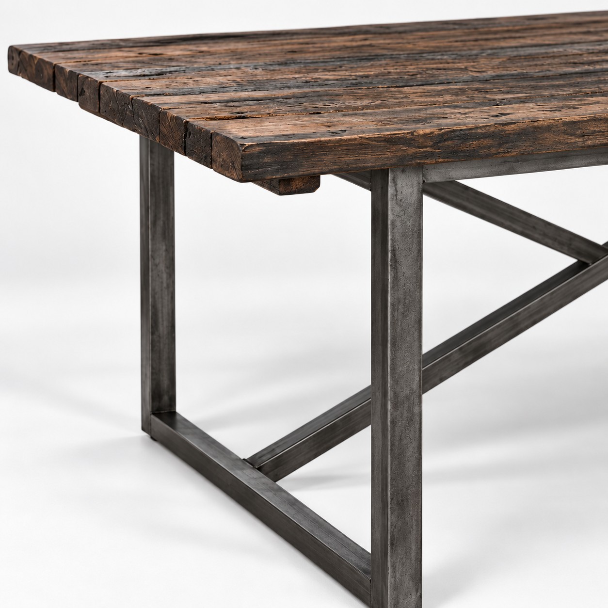 Axel Mk3 Dining Table
