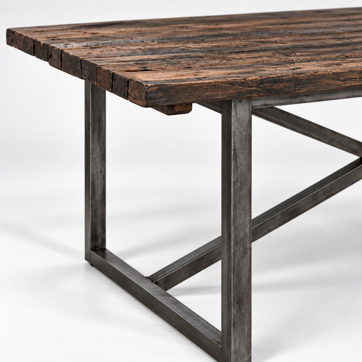 Axel Mk3 Dining Table