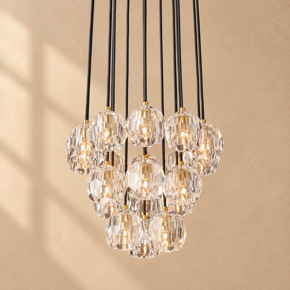 Bonmelor Glass Round Cluster Chandelier 19"