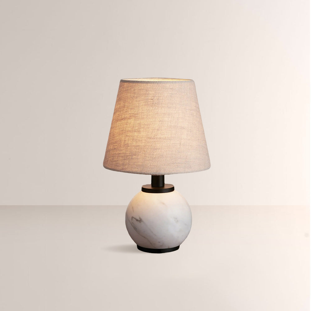 Celira Outdoor Rechargeable Lamp-Fullstarlighting