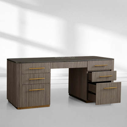 Fanny Executive Desk-Fullstarlighting