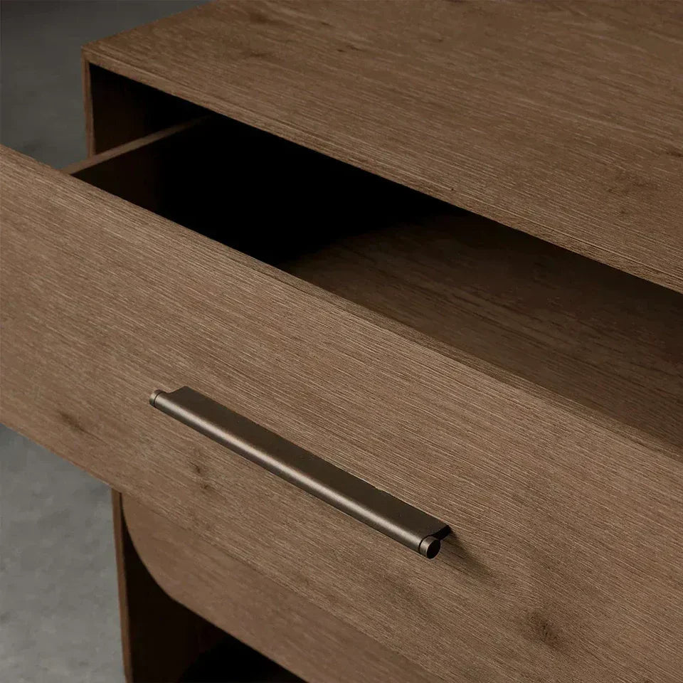 Felton Closed Nightstand-Fullstarlighting
