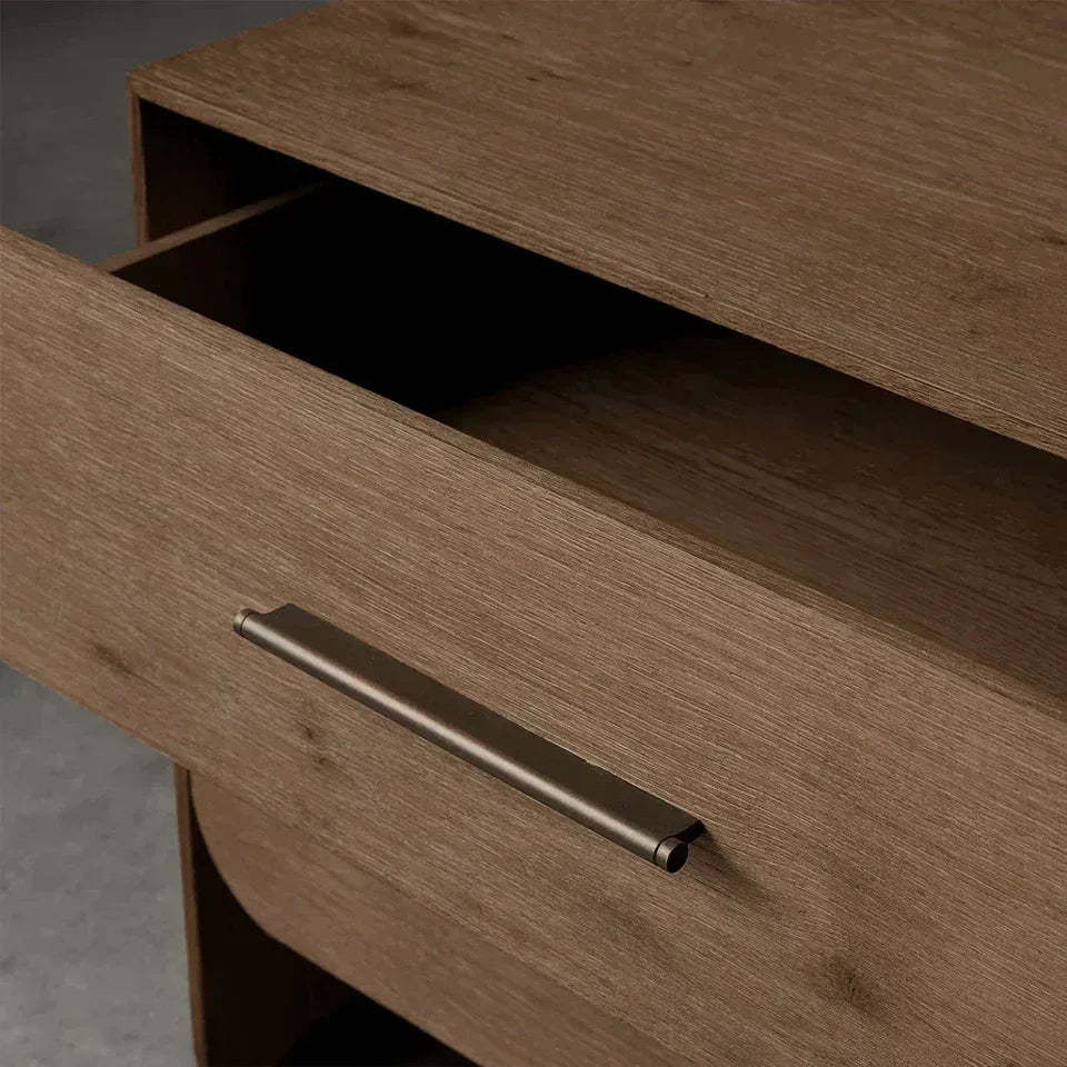 Felton Closed Nightstand-Fullstarlighting