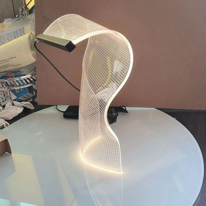 Flame Table Lamp-Fullstarlighting