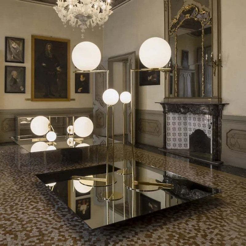 IC F1 Floor Lamp