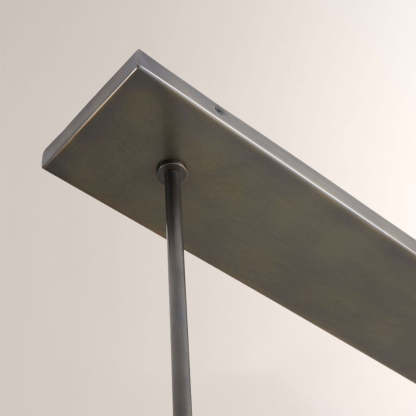 Lizs Linear Chandelier-Fullstarlighting