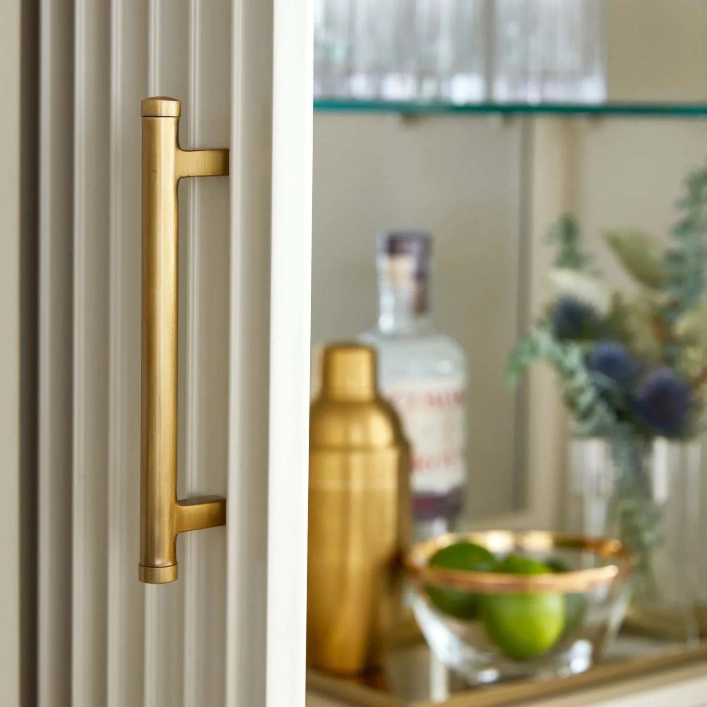 Louis Bar Cabinet