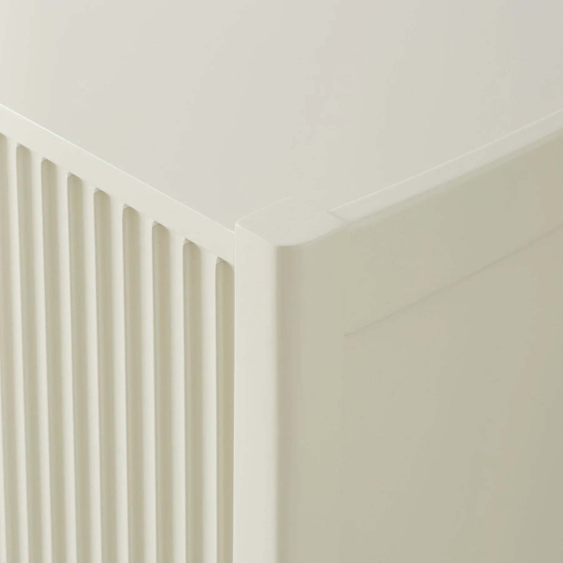 Louis Media Console