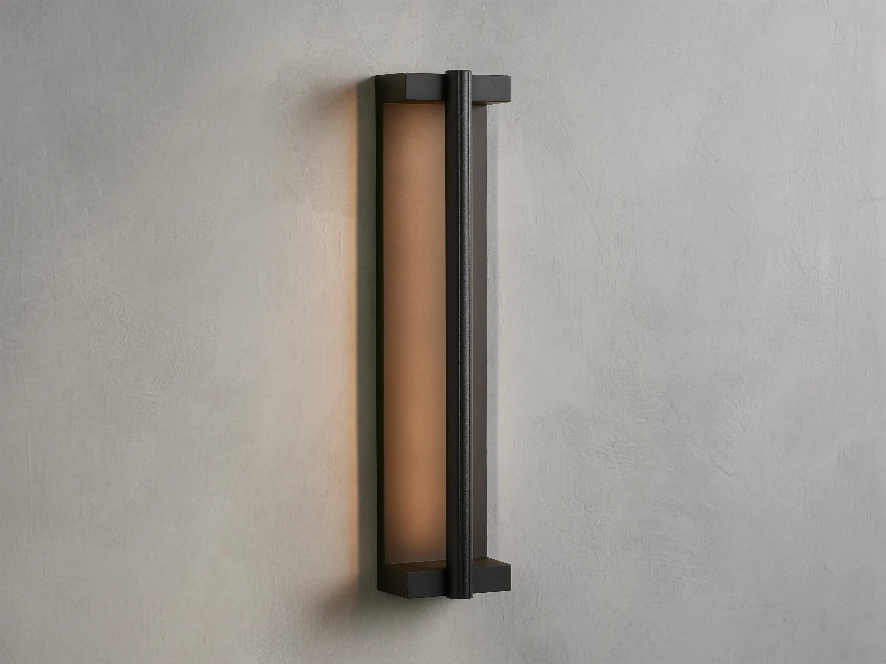 Macre Outdoor Wall Sconce-Fullstarlighting