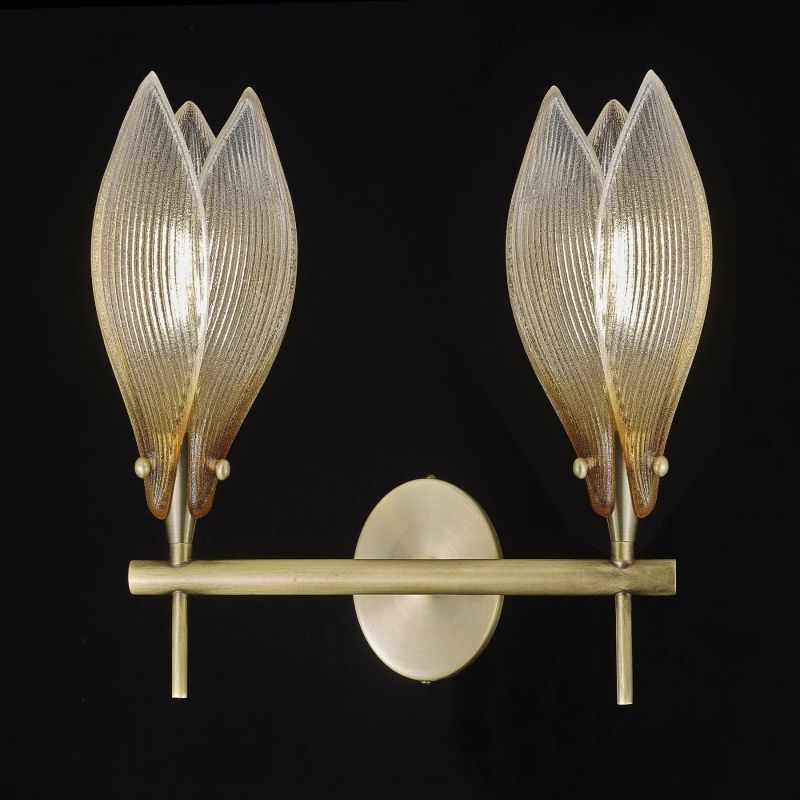 Petals Wall Lamp-Fullstarlighting