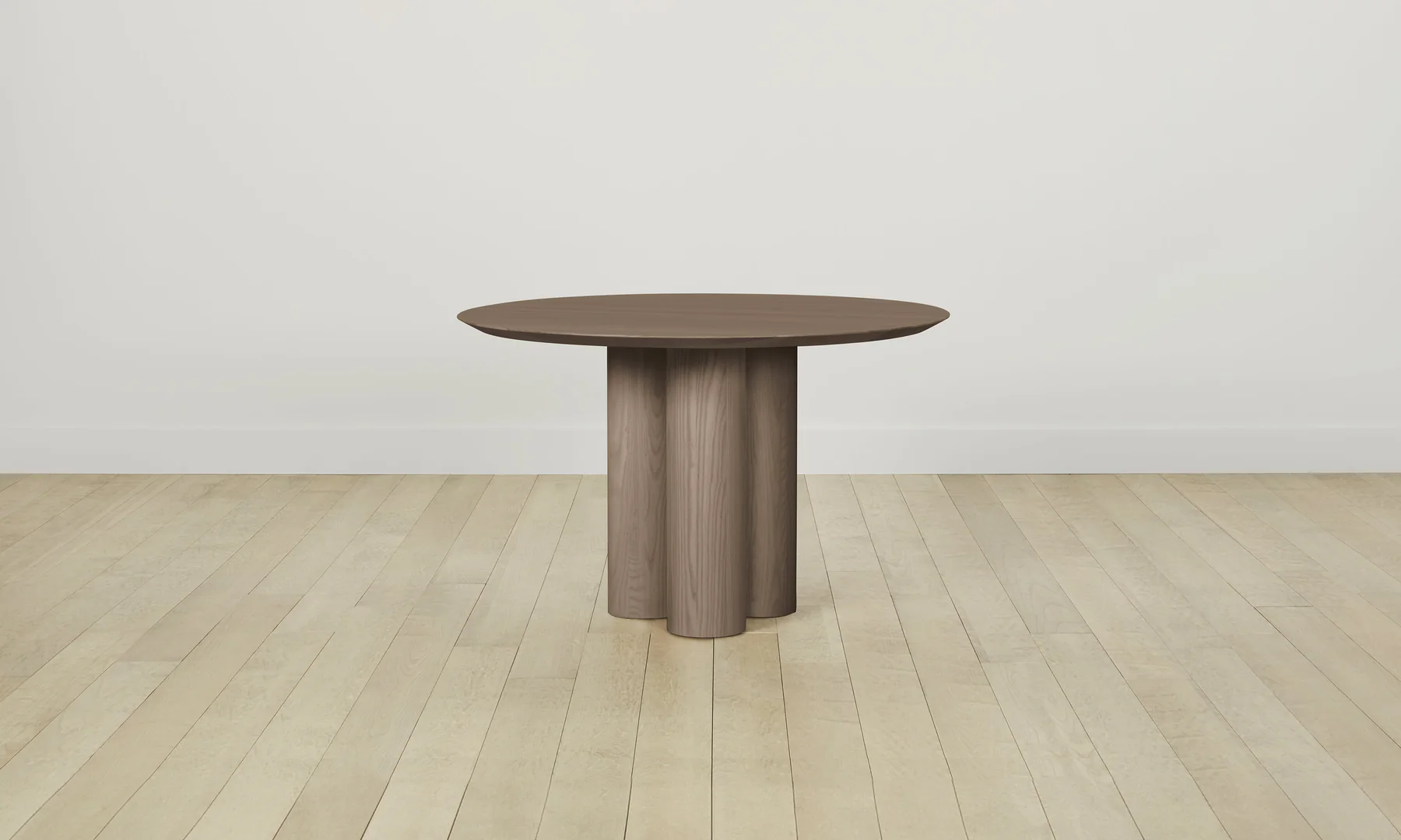 Rinde Round Dining Table-Fullstarlighting