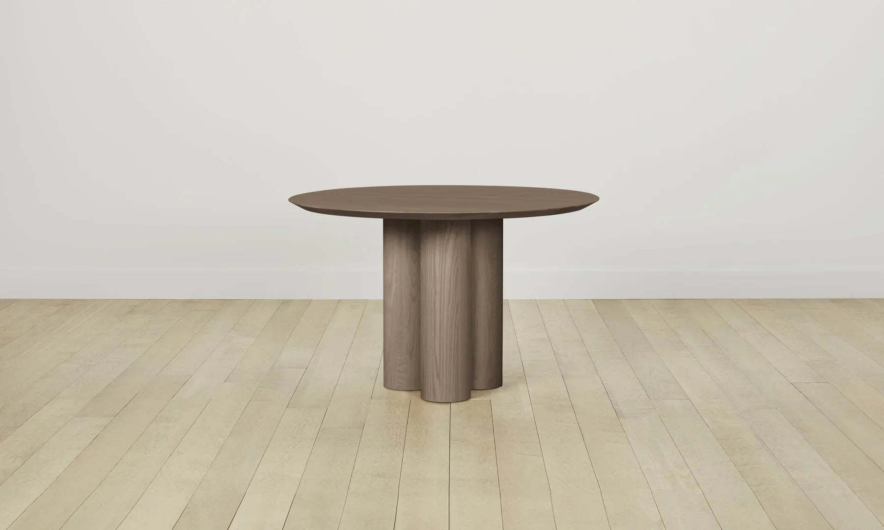 Rinde Round Dining Table-Fullstarlighting