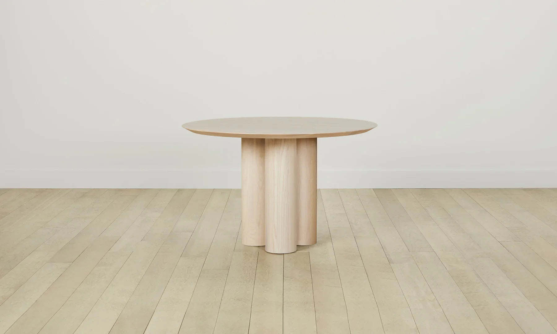 Rinde Round Dining Table, Round Dining Table for Modern Dining Spaces