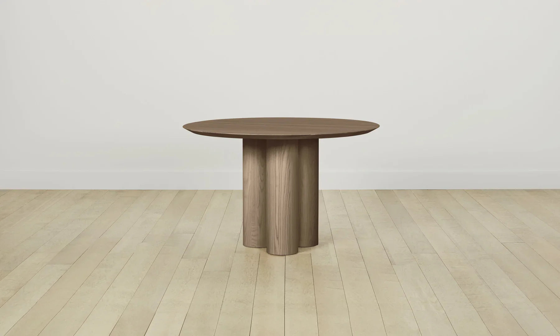 Rinde Round Dining Table-Fullstarlighting