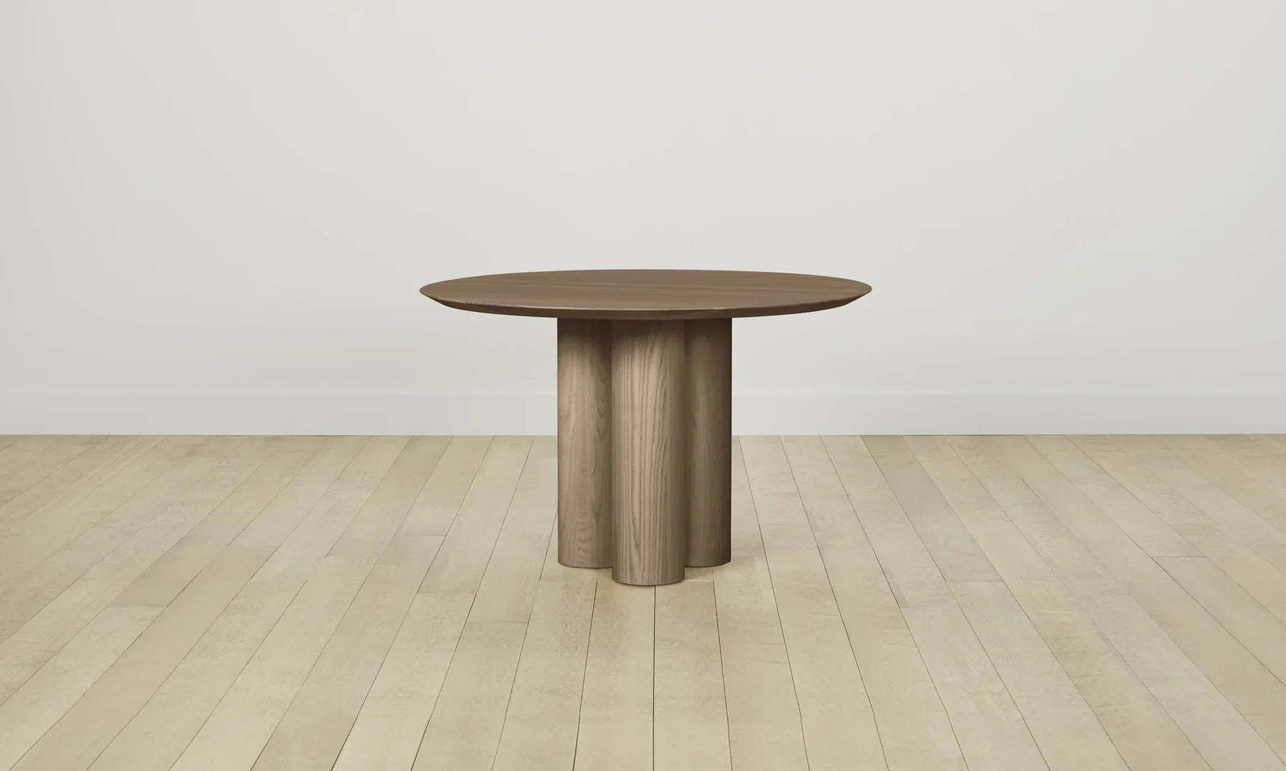 Rinde Round Dining Table-Fullstarlighting