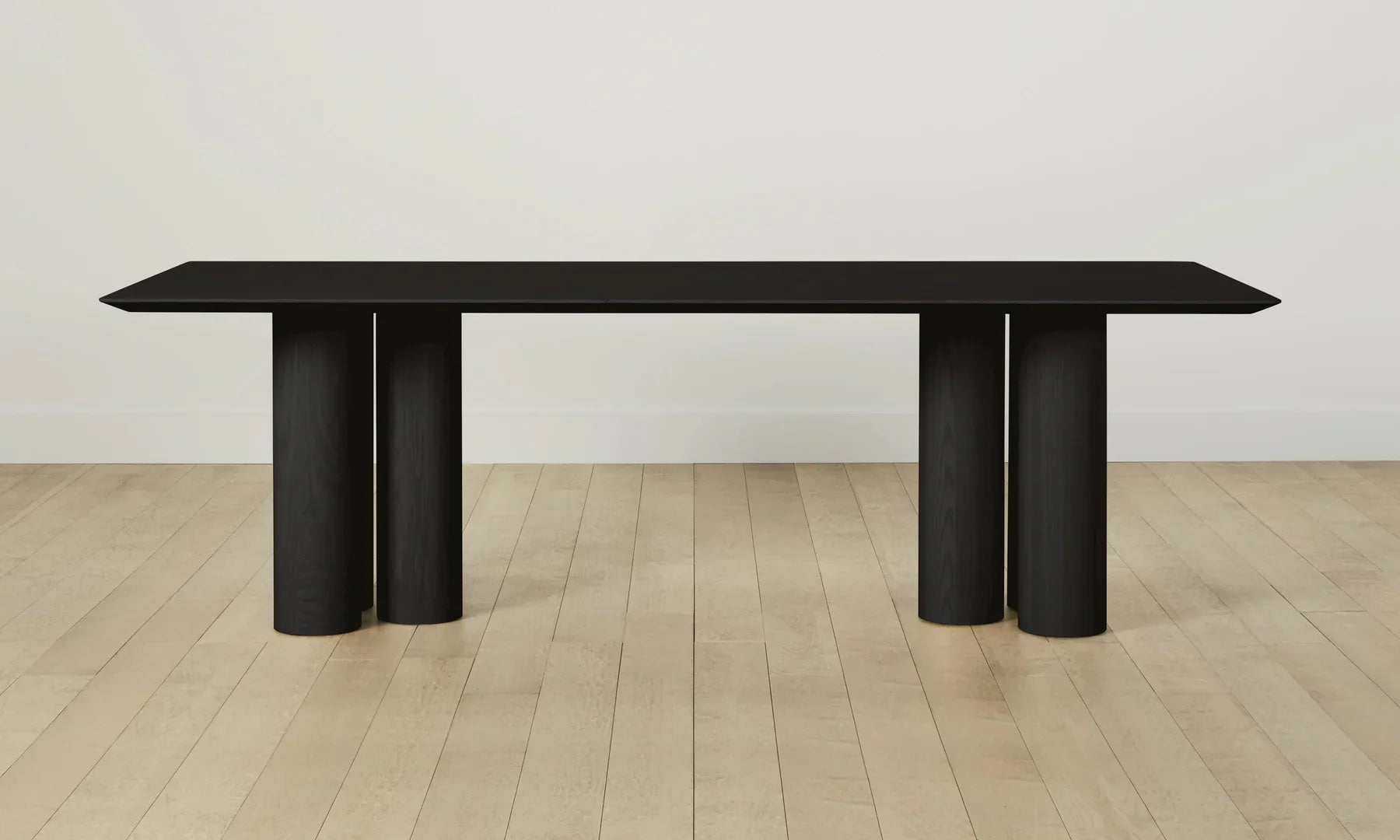 Rinde Wood Dining Table-Fullstarlighting