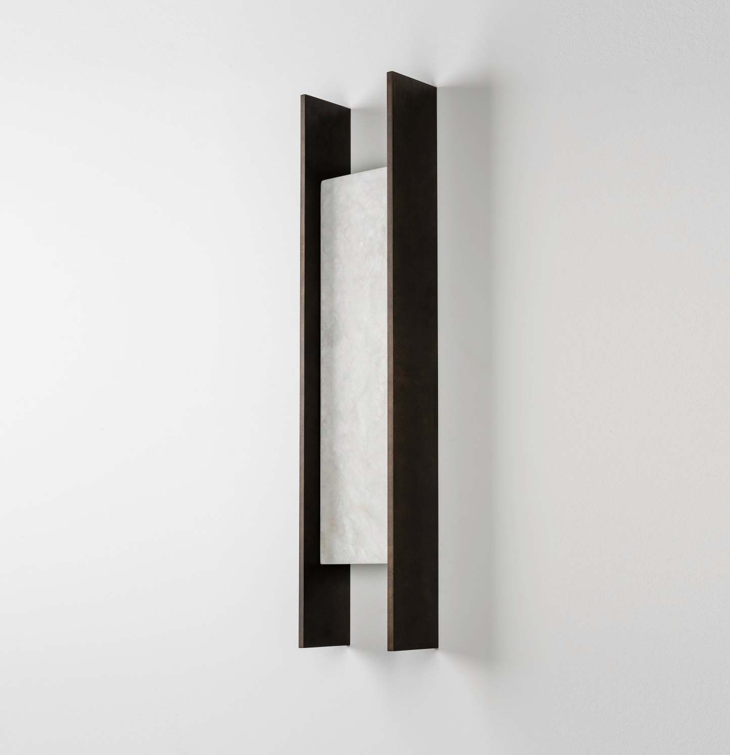 IDA Modern Natural Alabaster Linear Wall Sconce-Fullstarlighting