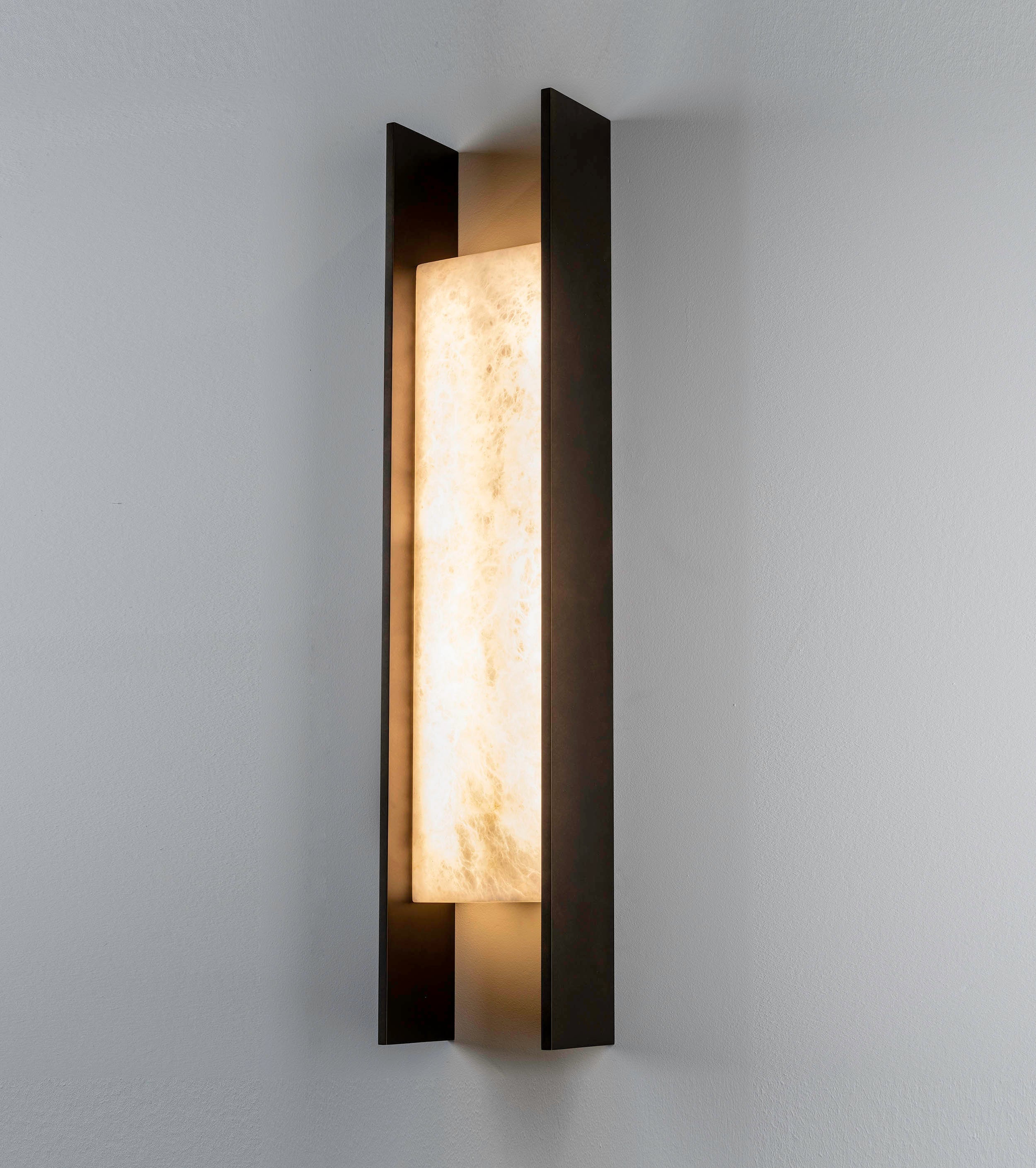 IDA Modern Natural Alabaster Linear Wall Sconce-Fullstarlighting