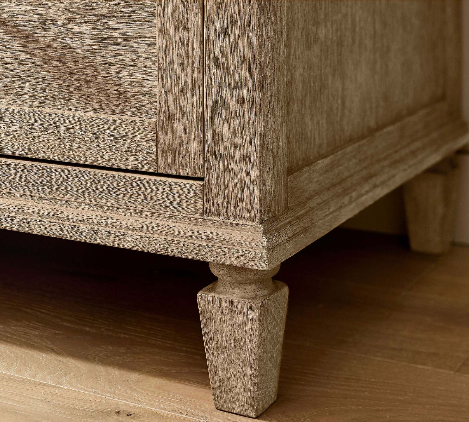 Sausalito 8-Drawer Dresser 76"-Fullstarlighting