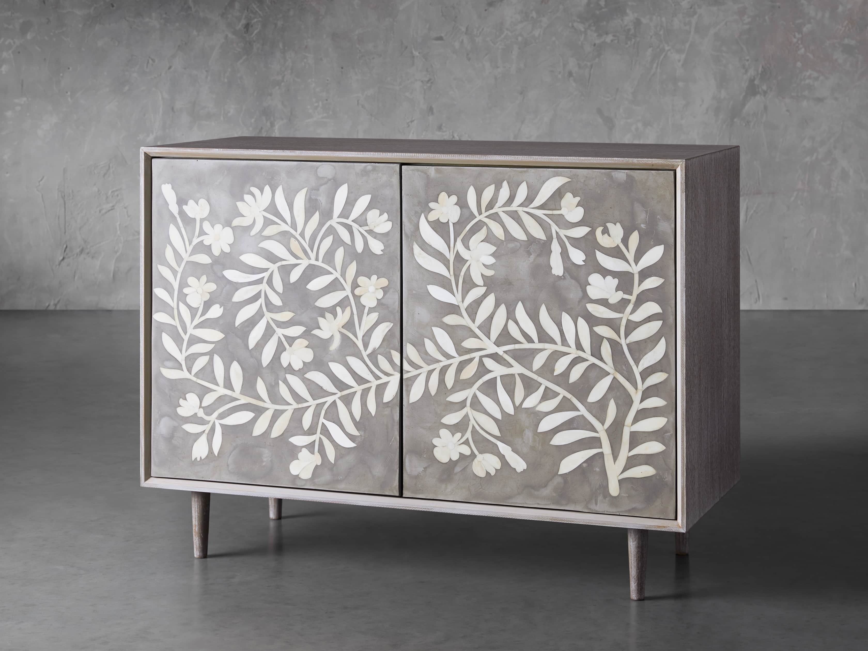 Divya Hall Chest