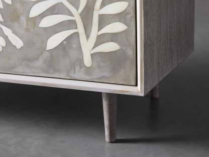 Divya Hall Chest