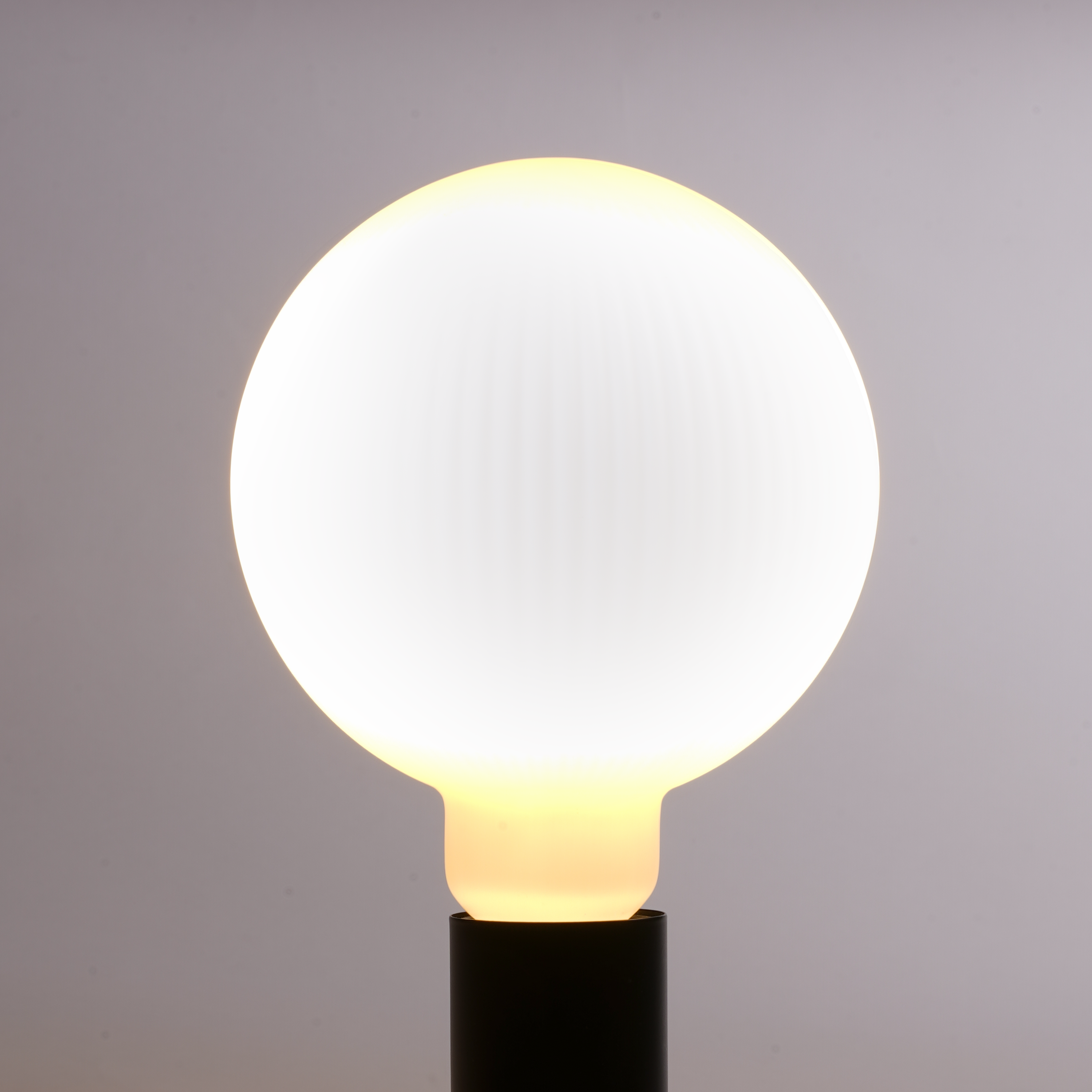 Texture Series G120 E27 Vertical Line S Matt Milky 