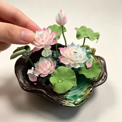 💖💖 The Premium Bonsai Lotus Flower Seeds -Easy to Grow, Rich Scented，Palm Size / Space Saving