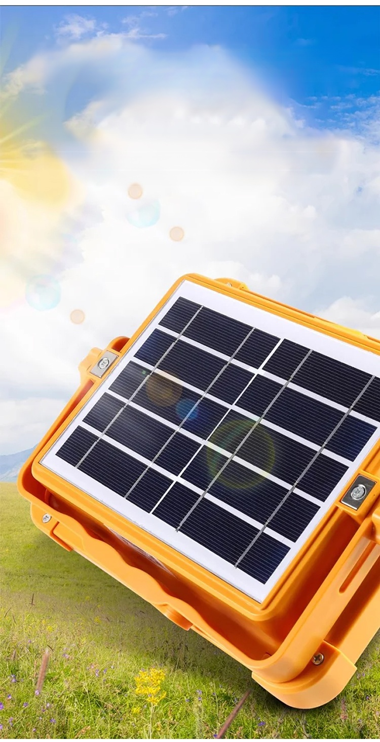 Bezprzewodowe oświetlenie solarne na balkonie