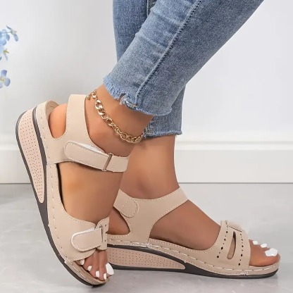 [🎁Danes za polovično ceno - ne zamudite] Ergonomsko oblikovani ortopedski sandali - hoja brez bolečin 👞 poskrbijo za udobnejšo hojo