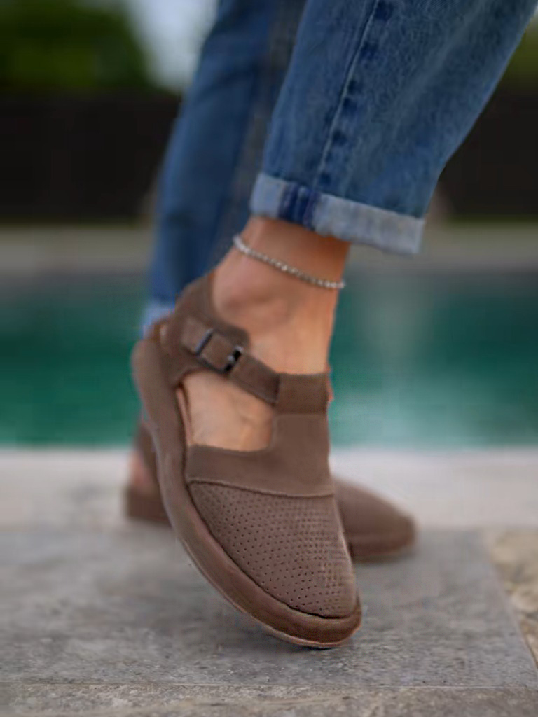 Chestnut Brown Round Toe Perforated Casual Shoes
