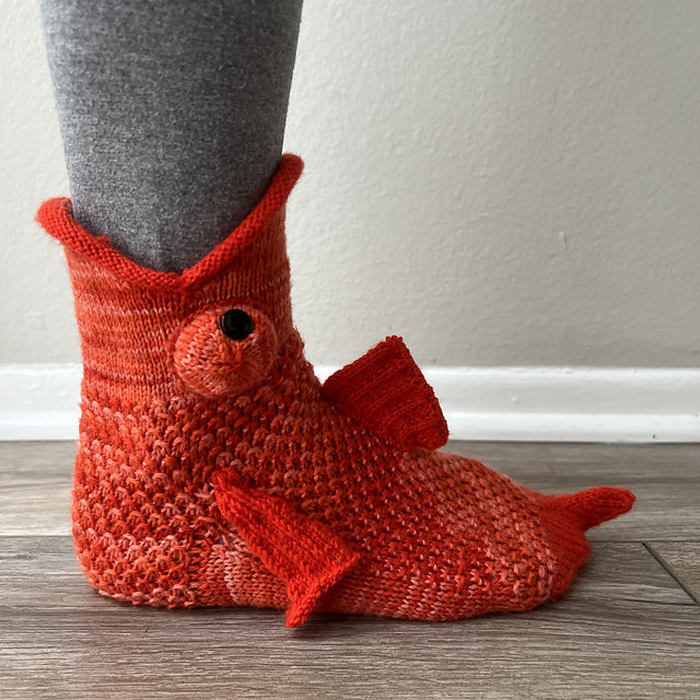 Knitted hungry big eye fish socks design red fish chic knitted socks