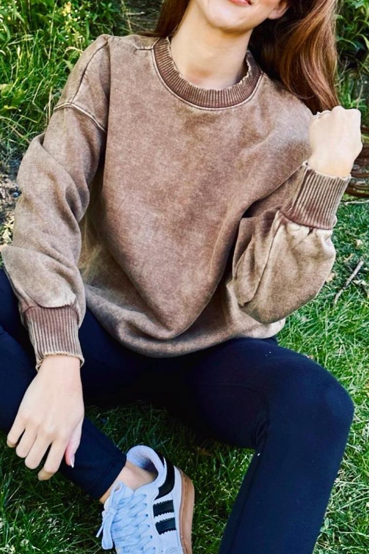 Finnish Acid-Wash Loose-Fitting Sweatshirt