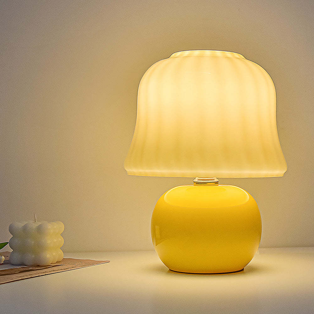 Simple Iron Bedroom Cute Mini Table Lamps