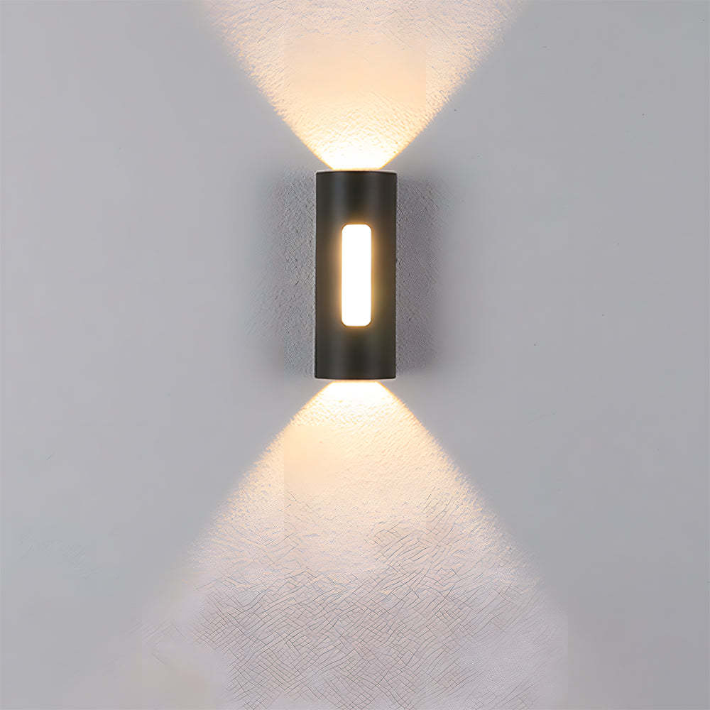 Modern Round IP65 Black LED Outdoor Wall Light