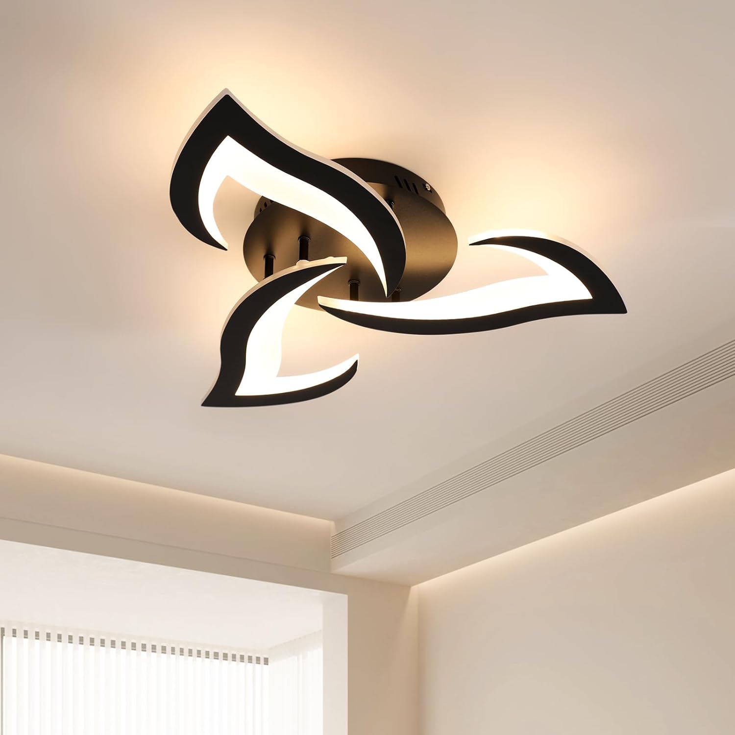Modern Flower Shape Iron LED Ceiling Light For Bedroom