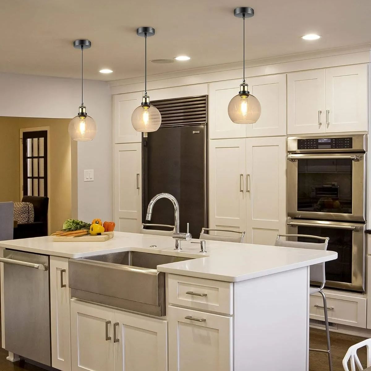 Minimalist Style Black Glass Pendant Light For Kitchen