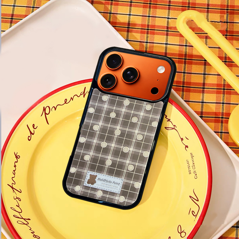 Checkered  Dotted MagSafe-Compatible Phone Case for iPhone 17/16/15/14/13 Series Gray – CF250007