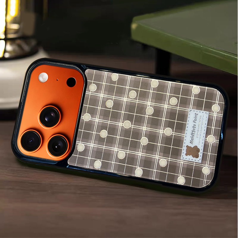 Checkered  Dotted MagSafe-Compatible Phone Case for iPhone 17/16/15/14/13 Series Gray – CF250007