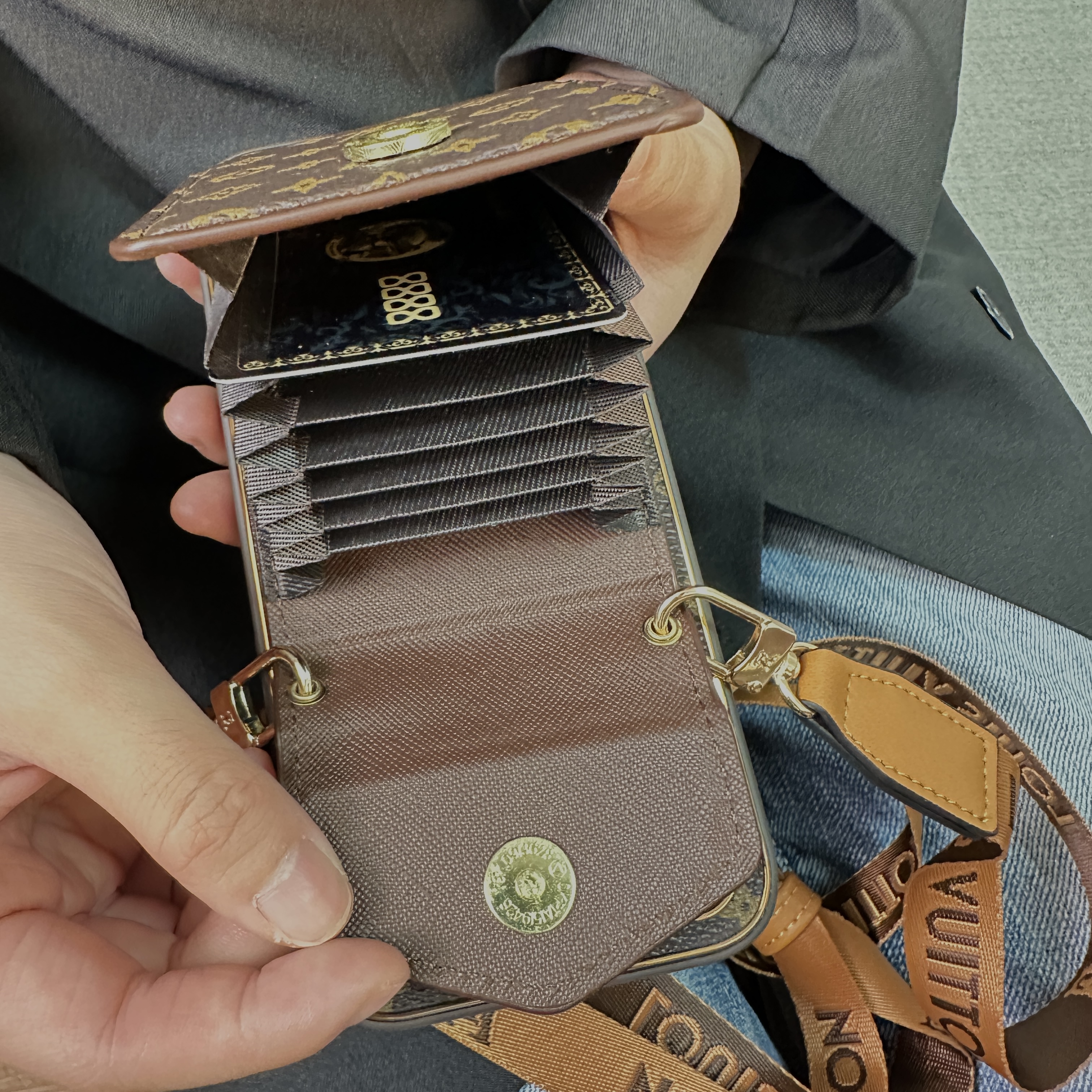 Luxury leather Monogram iPhone Case With Wallet And Crossbody Strap For iPhone 17 Series-GELV152