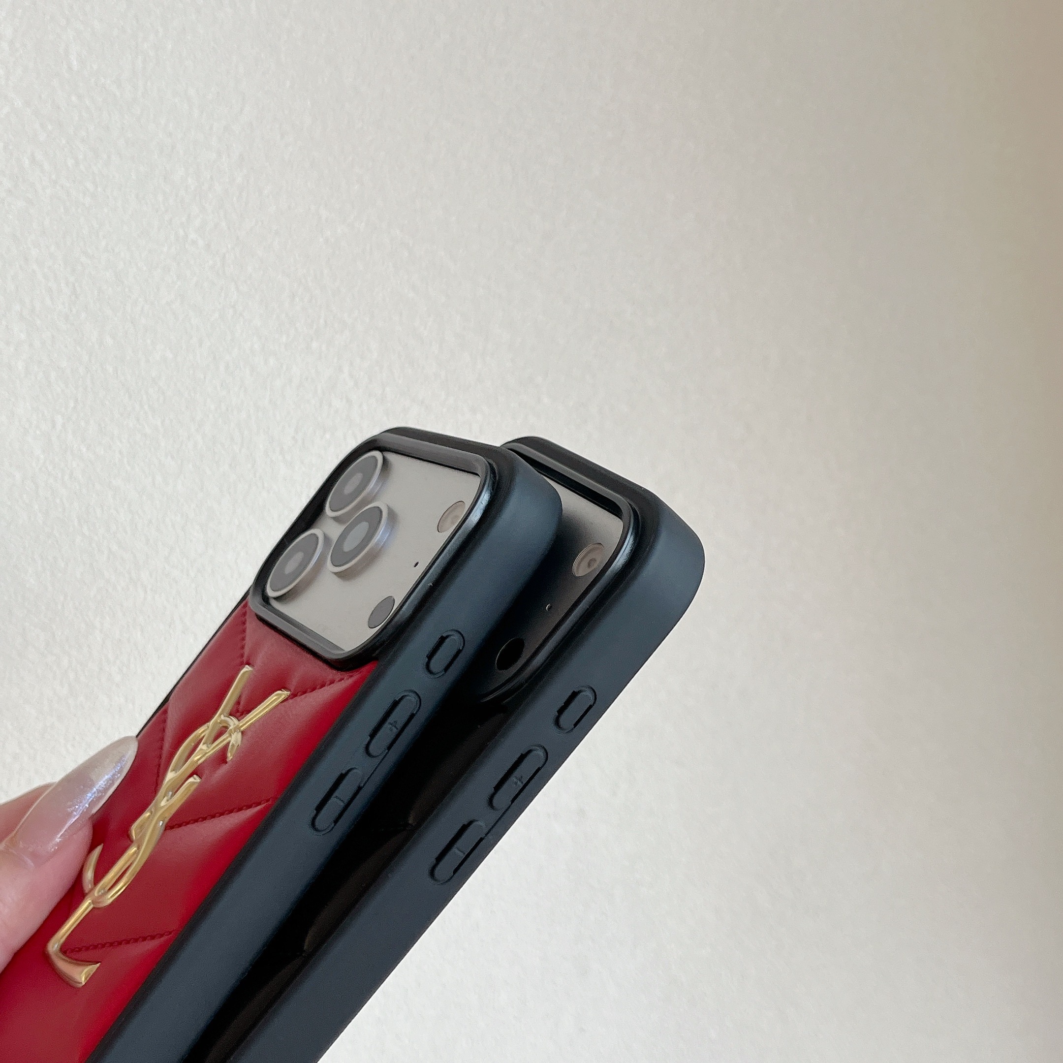 Stylish  YL iPhone case black  – GFYL0021