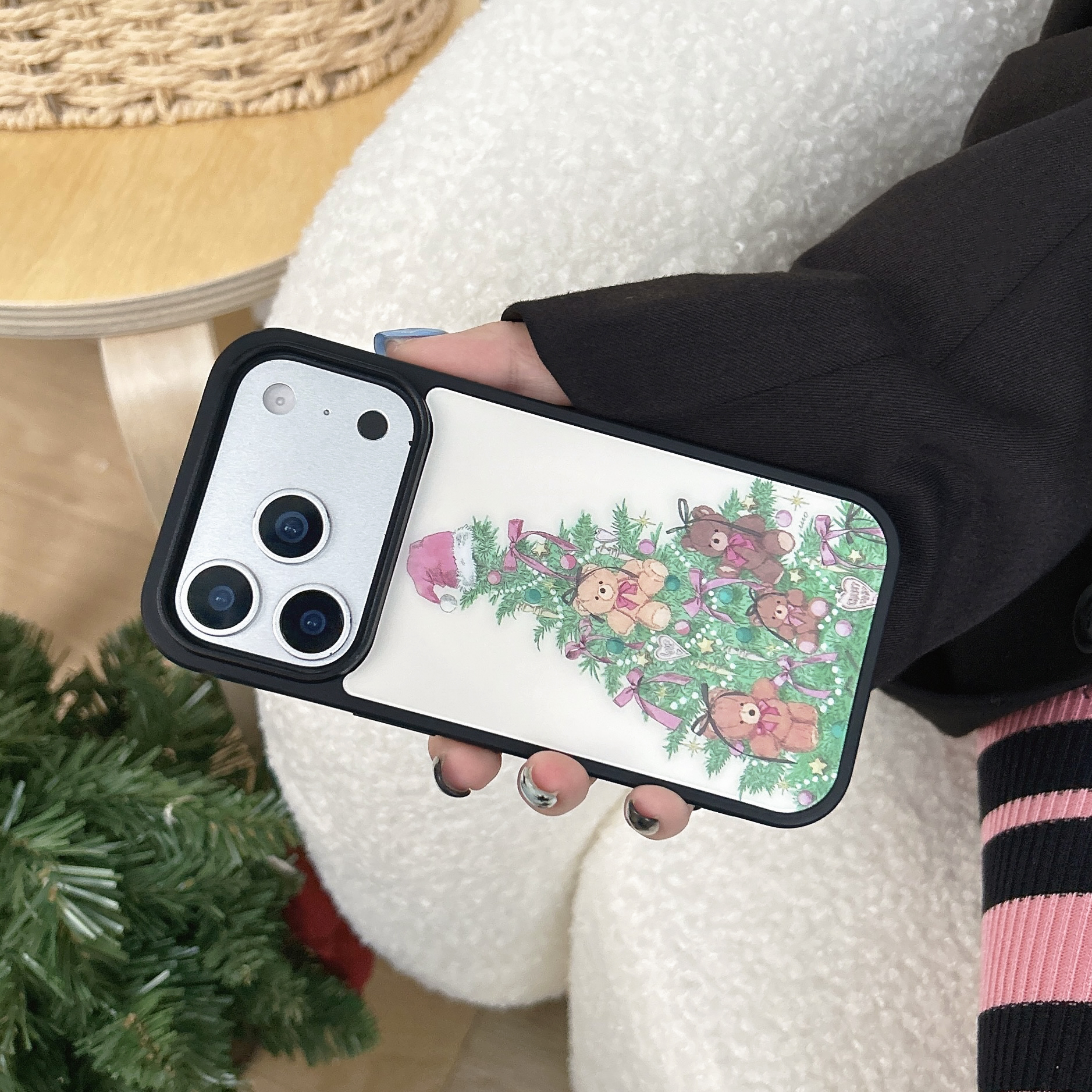 Christmas Tree Bear MagSafe-Compatible Phone Case for iPhone 17/16/15/14/13 Series – CF2500013