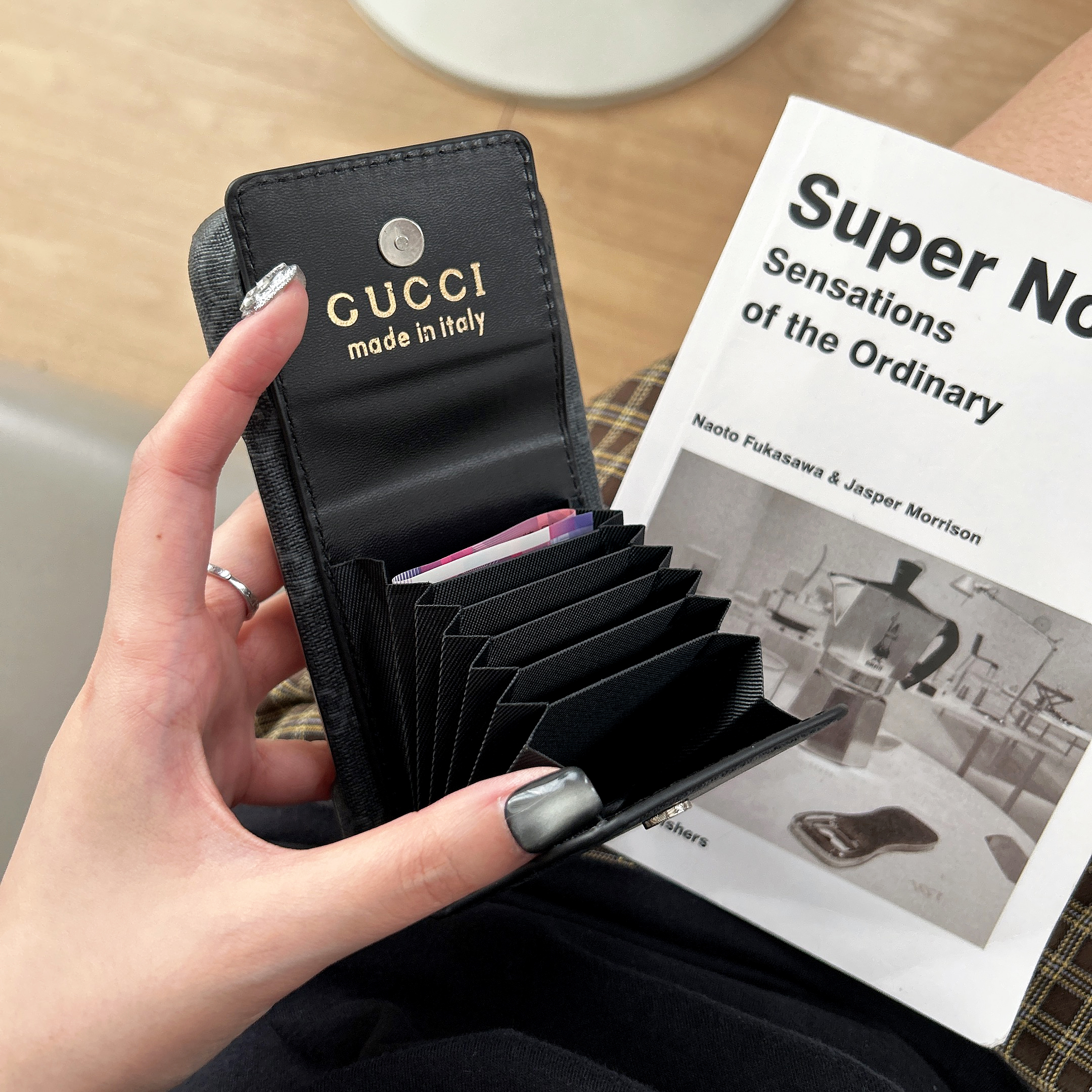 Elegant  GG iPhone Case With Card Holder For iPhone 17 Series-GEGG159