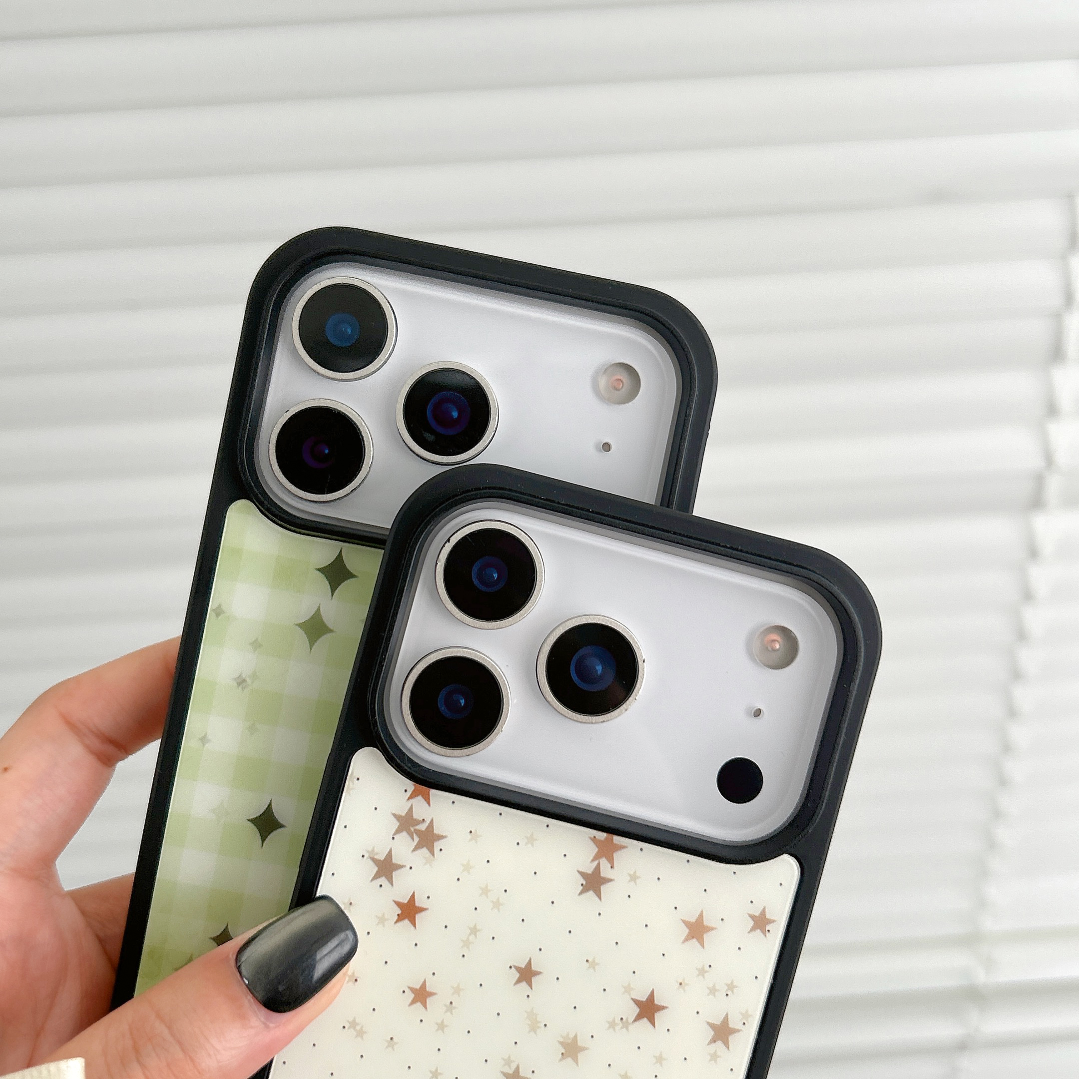 Checkered Star & Dotted Star Phone Case  MagSafe Compatible  For iPhone 17/16/15/14/13 Series – CF250005