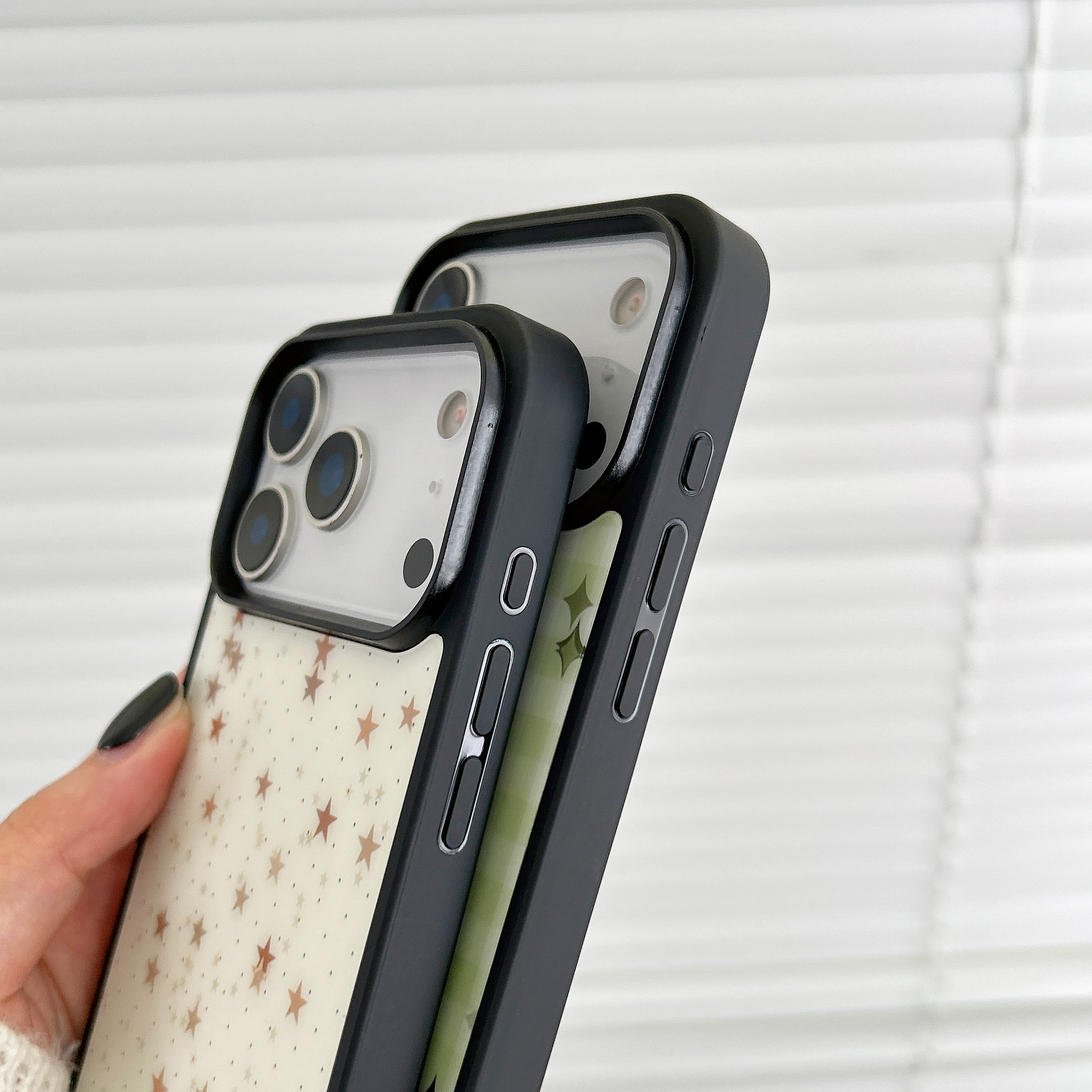 Checkered Star & Dotted Star Phone Case  MagSafe Compatible  For iPhone 17/16/15/14/13 Series – CF250005