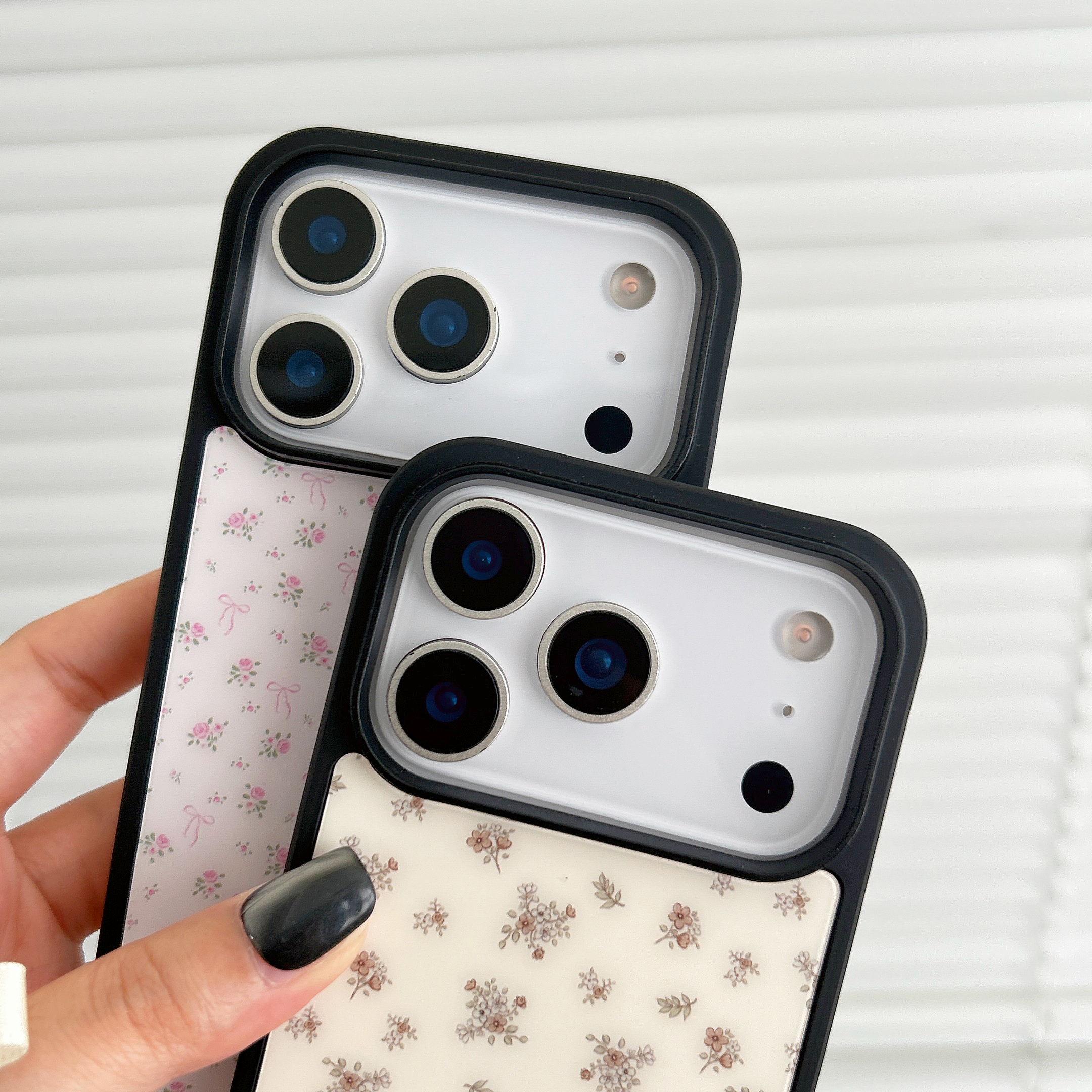Yellow Floral MagSafe-Compatible Phone Case for iPhone 17/16/15/14/13 Series – CF250007
