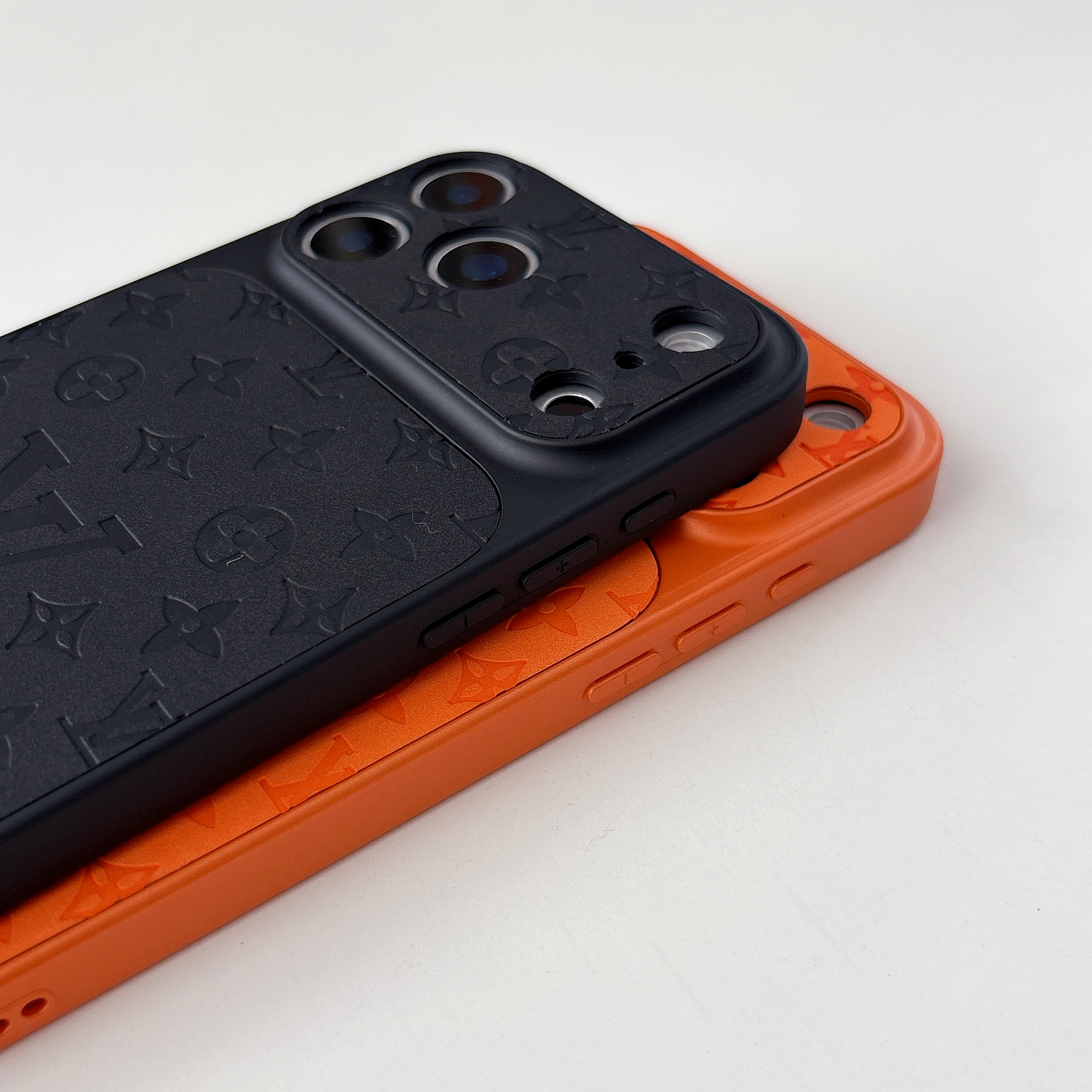 Elegant  Monogram iPhone Case Black For iPhone 17/16/15/14-VELV002