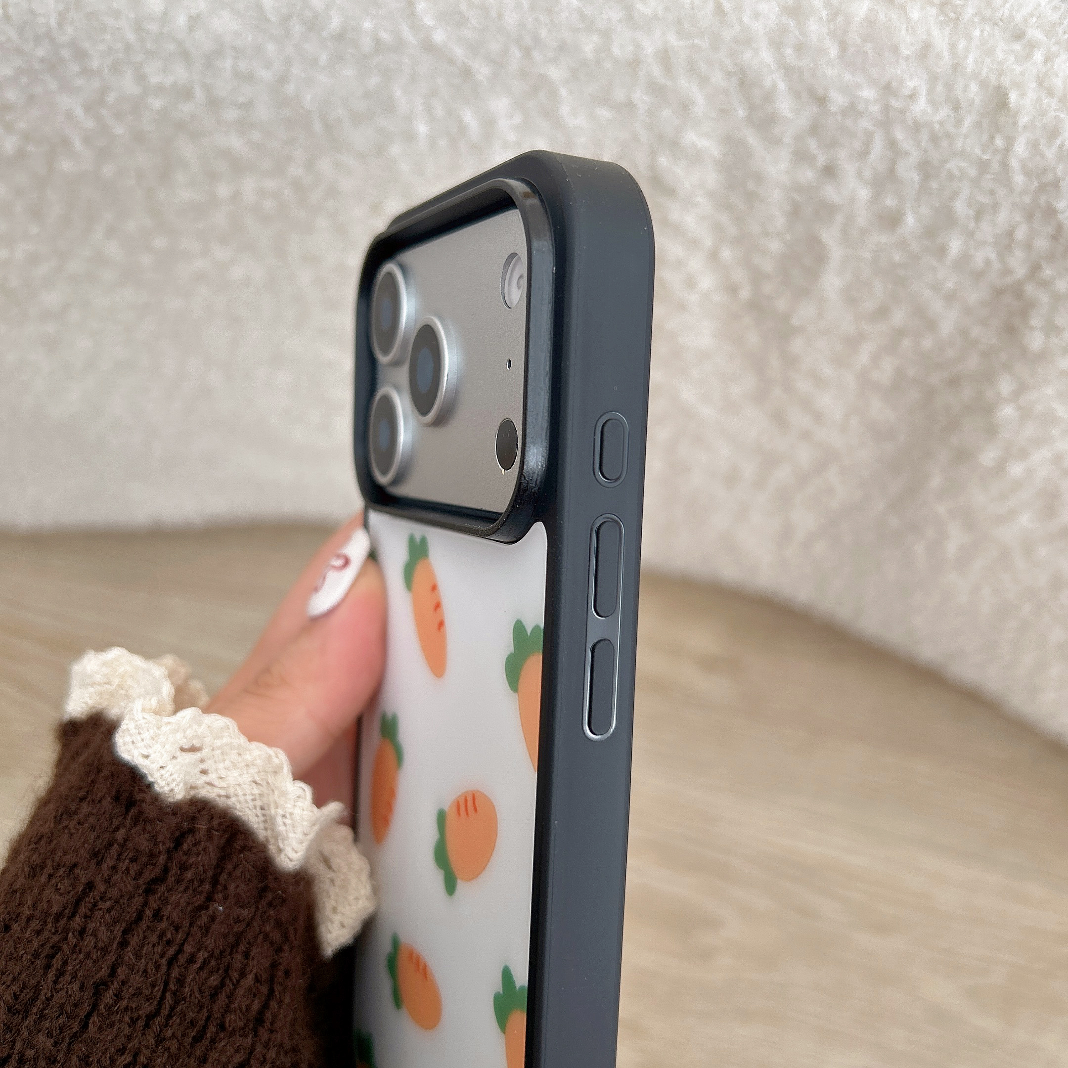 Carrot MagSafe-Compatible Phone Case for iPhone 17/16/15/14/13 Series – CF2500018