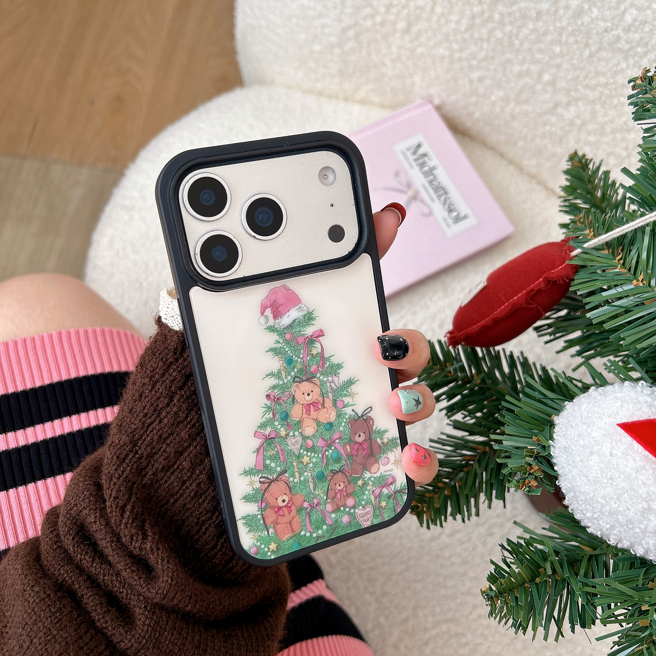 Christmas Tree Bear MagSafe-Compatible Phone Case for iPhone 17/16/15/14/13 Series – CF2500013
