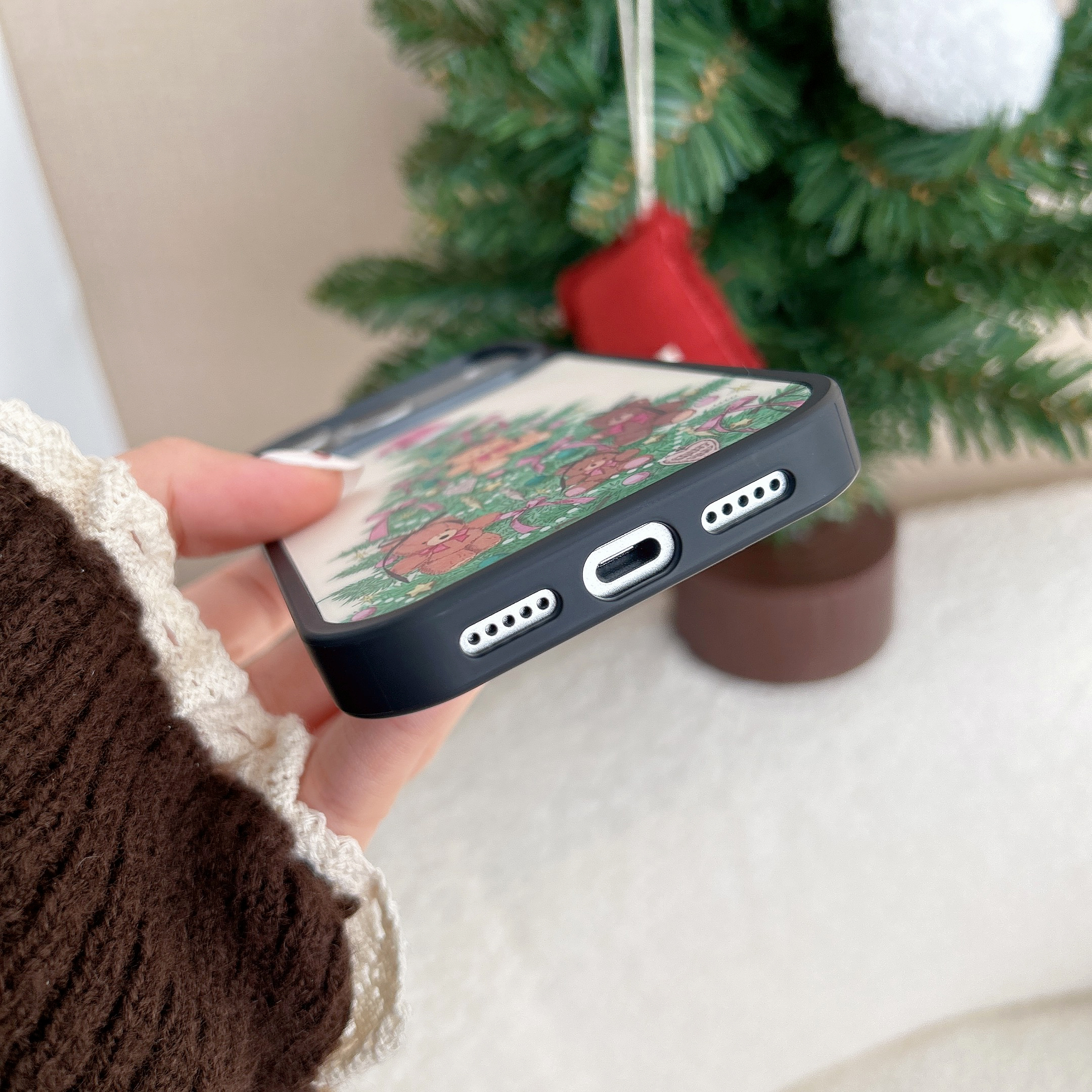 Christmas Tree Bear MagSafe-Compatible Phone Case for iPhone 17/16/15/14/13 Series – CF2500013